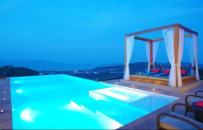 9 Bedroom Sea Blue View Villa - 5 Star with Staff